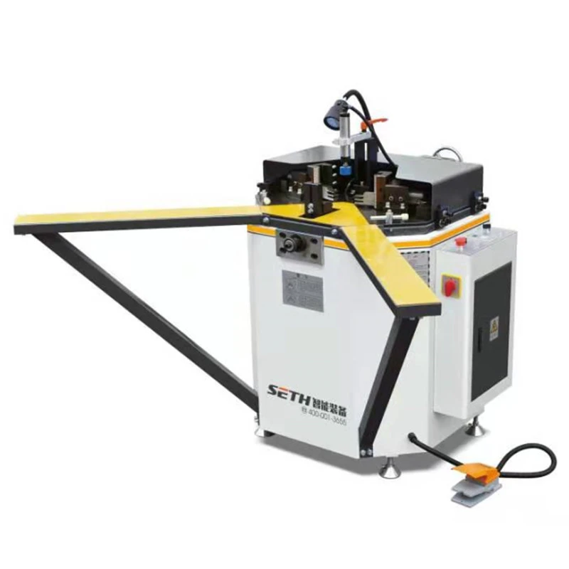 Machine à sertissage d'angle de fenêtre en aluminium
